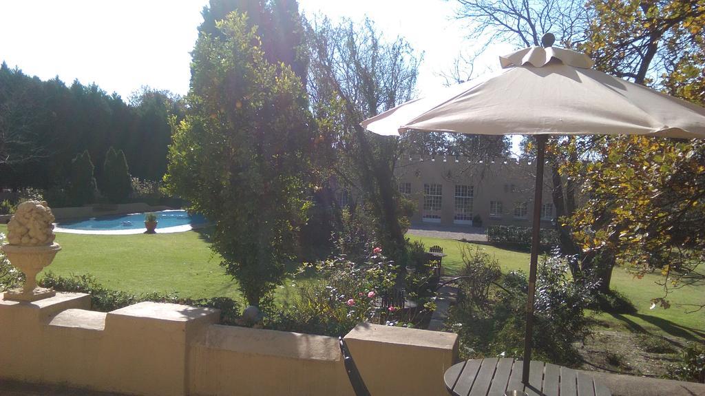 Chartwell Castle & Guest House Exterior photo
