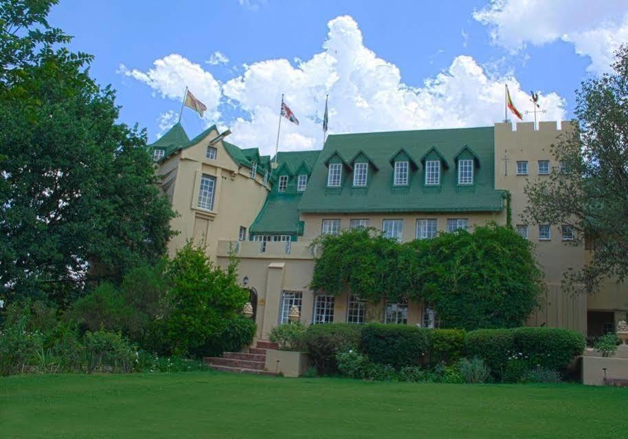 Chartwell Castle & Guest House Exterior photo